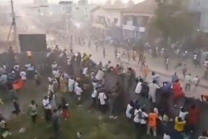 Tragedia en Guinea: avalancha fatal deja 56 muertos en partido de fútbol