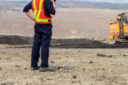 Formación de nuevos talentos en sector minero de Chile: Compañía Minera Collahuasi incorpora 16 ingenieros