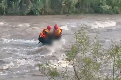 Encuentran hombre muerto en río Mapocho de Santiago: posibles indicios homicidio