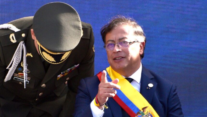 Colombia en crisis: desafíos de la paz total de Gustavo Petro