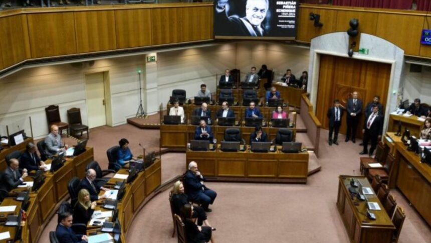 Senadores de izquierda rechazan monumento a Sebastián Piñera por violaciones a DD.HH