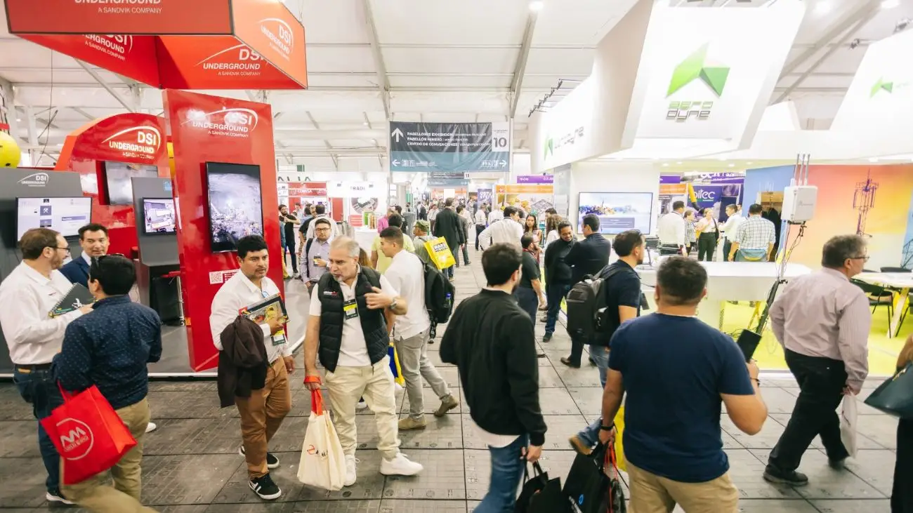 Viviendo el metaverso minero en Expomin 2025: Descubre las últimas tecnologías en realidad inmersiva
