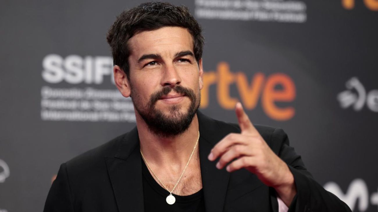 Mario Casas revela detalles personales durante visita promocional en Chile