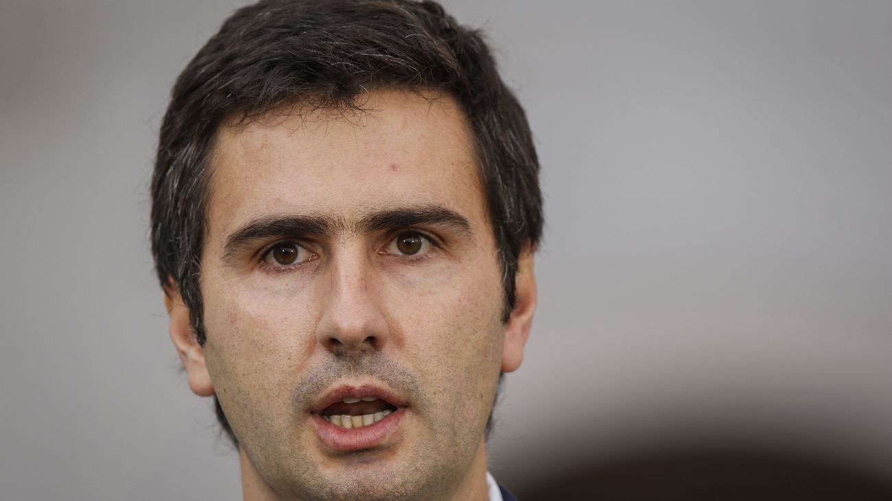 Evelyn Matthei nombra a Diego Paulsen como generalísimo de su campaña