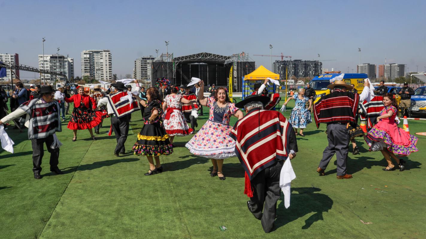 Guía 'Vive tu 18' para Fiestas Patrias en Santiago