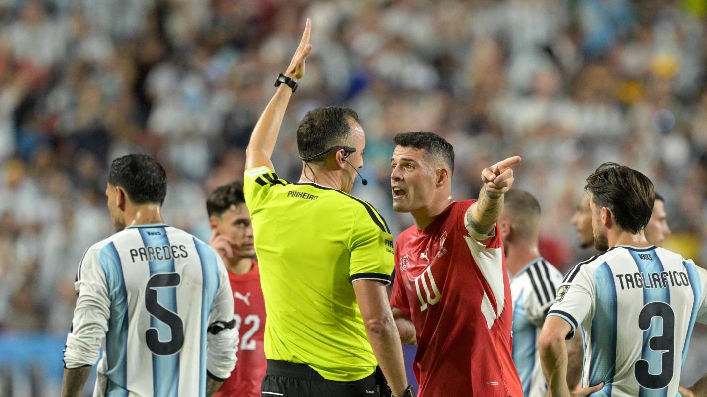 Granit Xhaka, capitán de la selección suiza de fútbol.