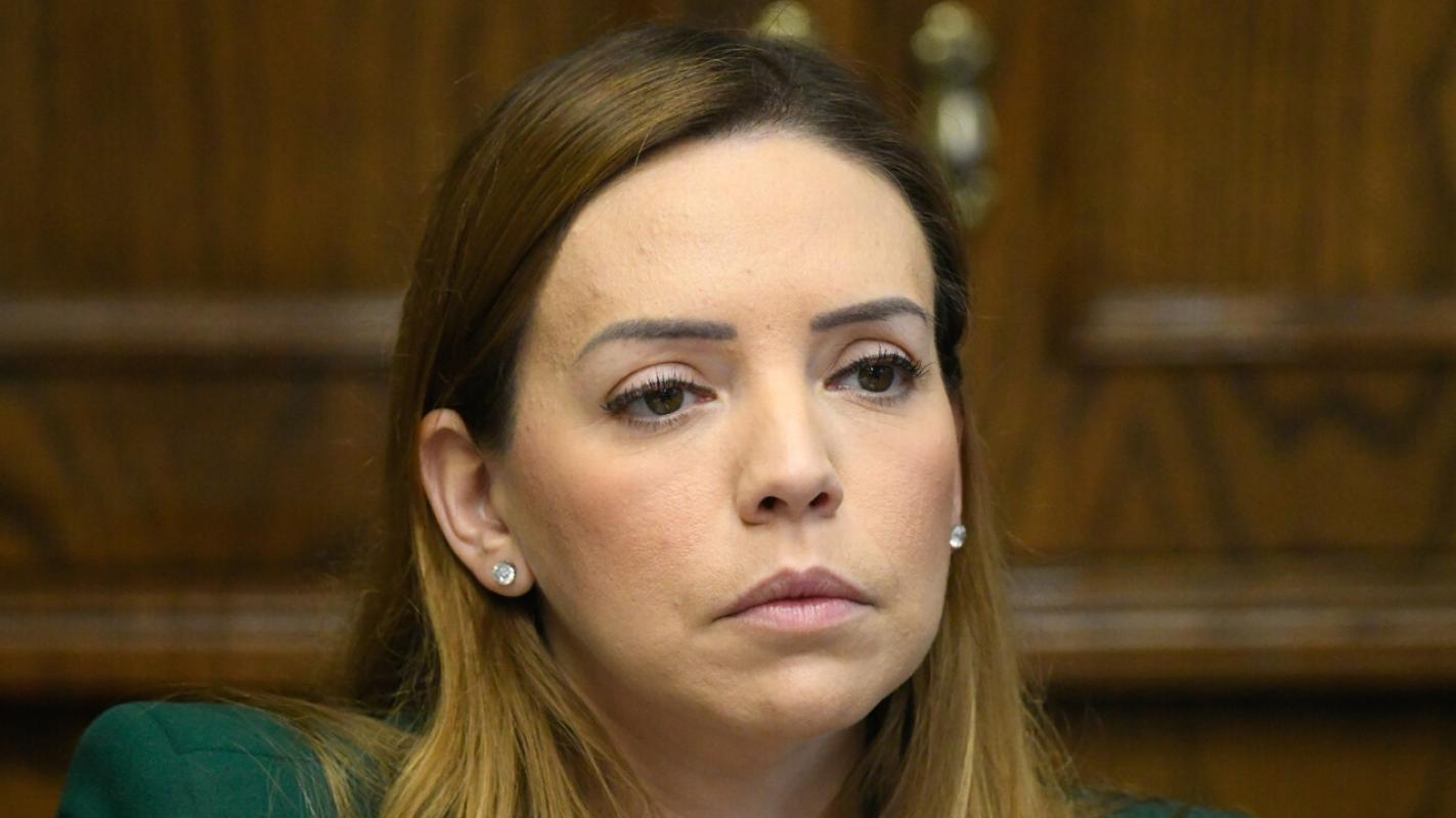 Camila Flores en el centro de la investigación por rendiciones de campaña.