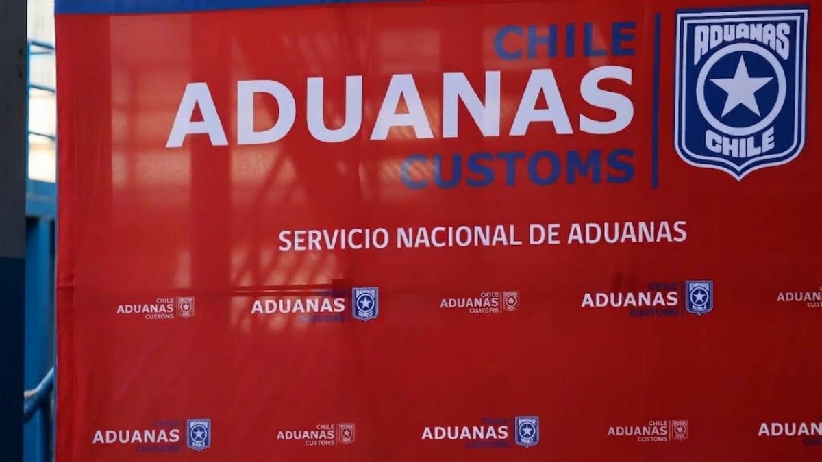 Informe de Contraloría sobre Aduanas
