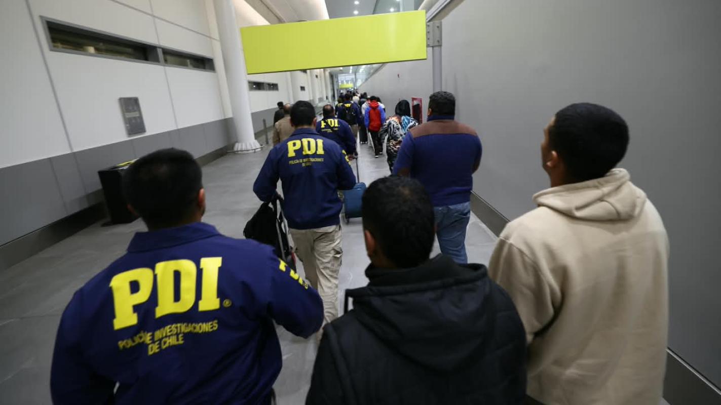 Expulsión de extranjeros en Chile