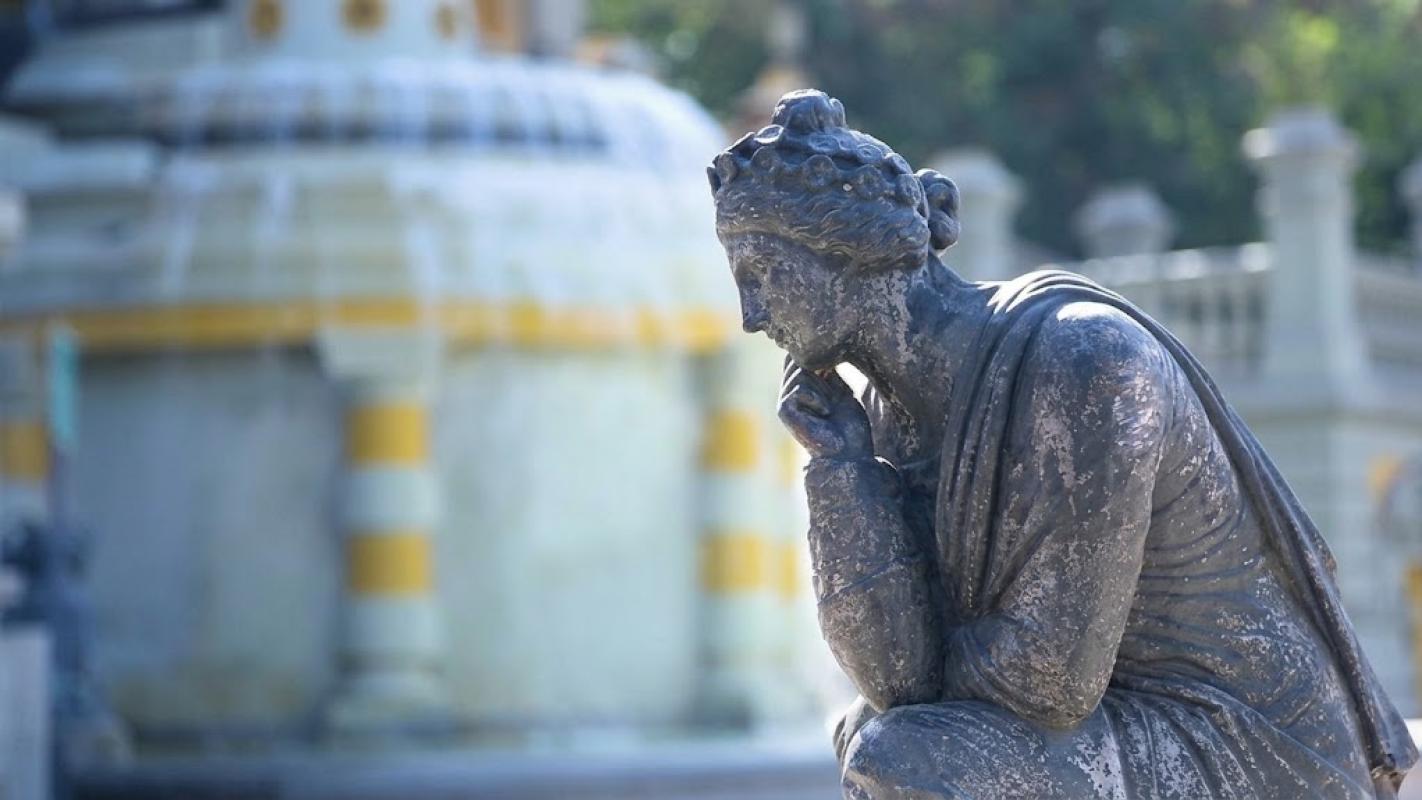 Estatua de Polimnia reinstalada en Santiago