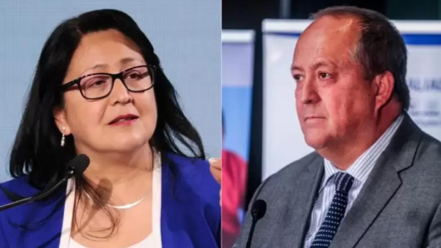 Dorothy Pérez y Ángel Valencia durante una reunión