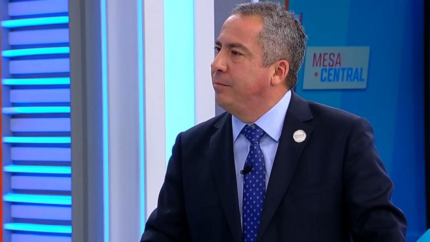 Fiscal Miguel Ángel Orellana en Mesa Central