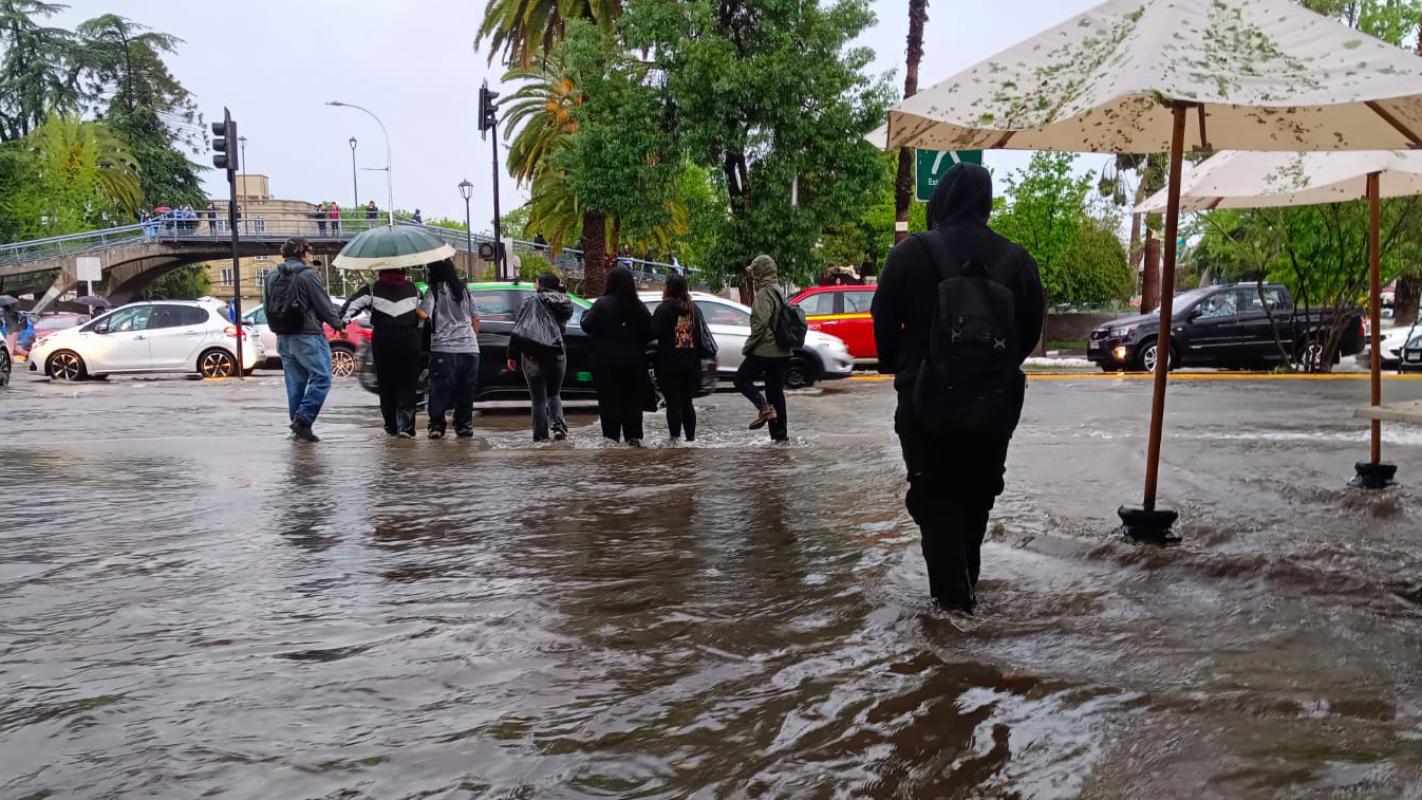 Sistema frontal en Chile