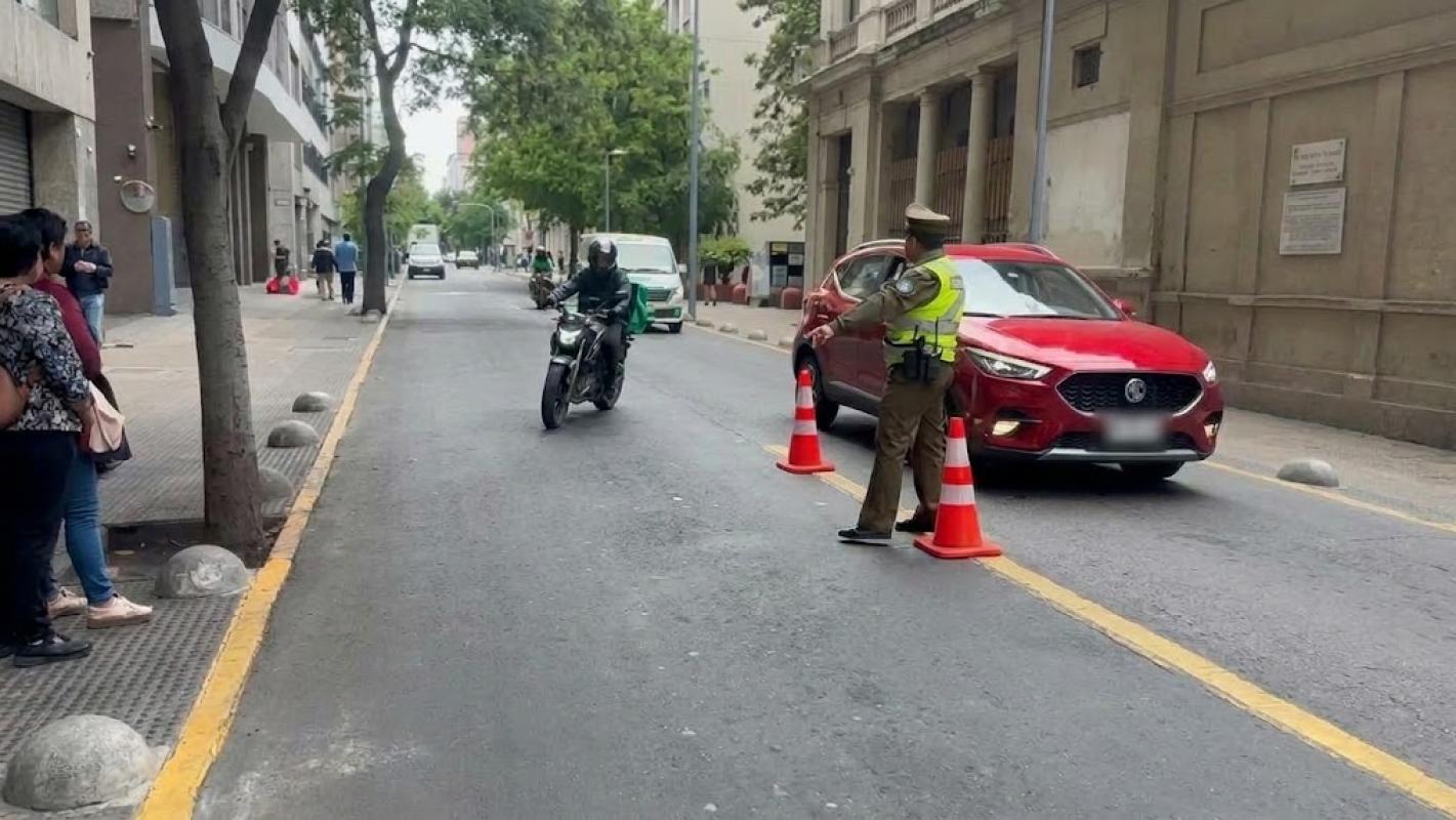 Operativo de Carabineros en Santiago