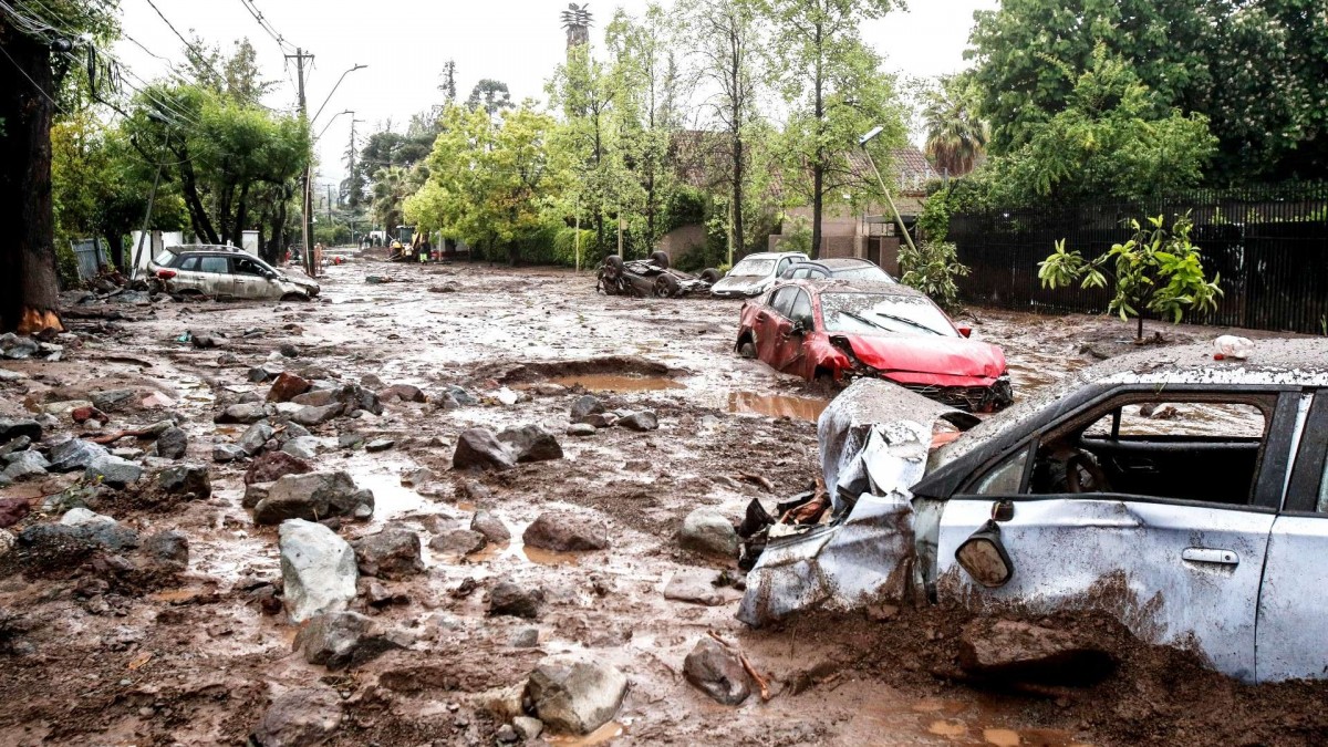 Aluvión en San Carlos de Apoquindo