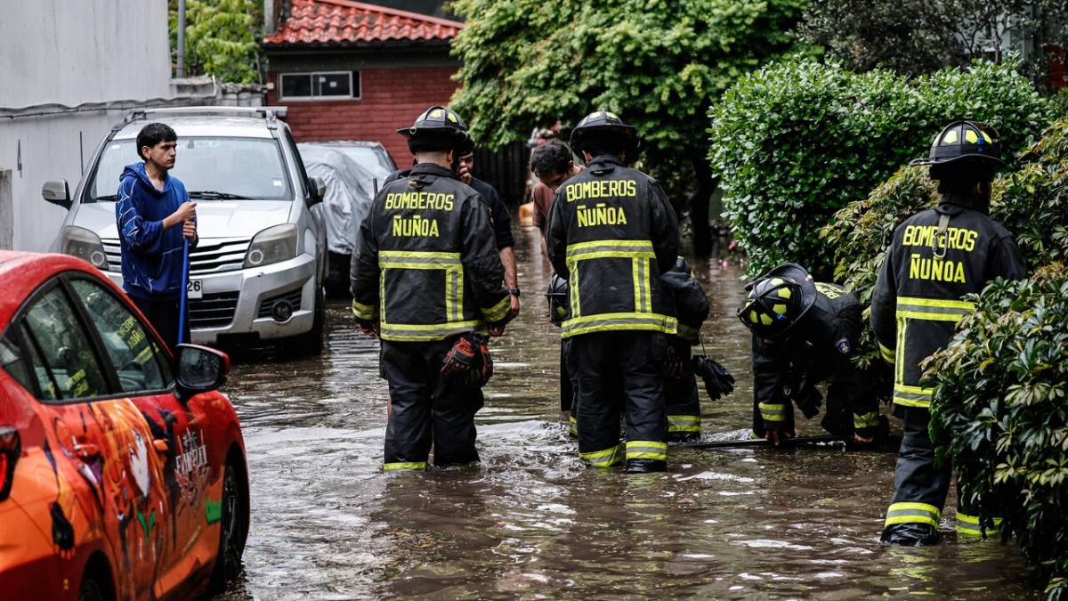 Alerta Roja en la Región Metropolitana por evento meteorológico