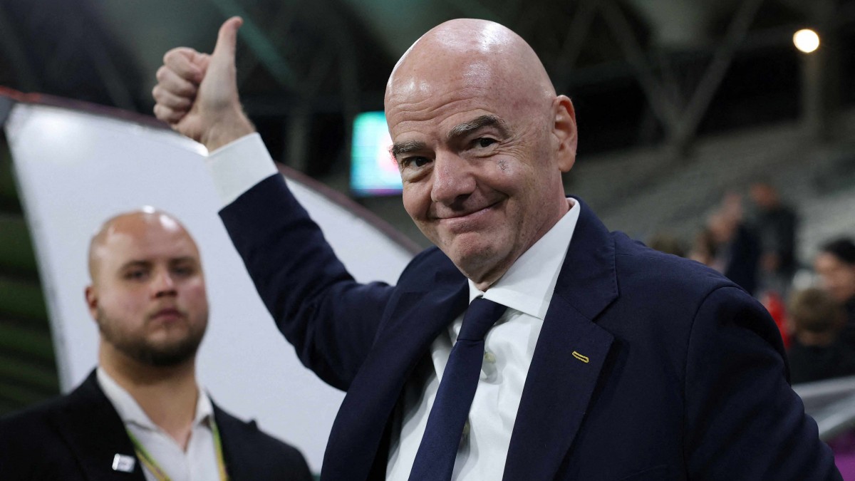 Gianni Infantino en conferencia de prensa