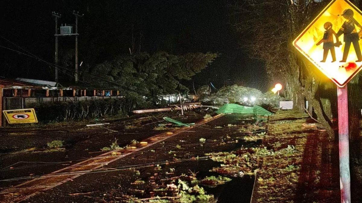 Tornado en Requínoa, daños en colegio y viviendas