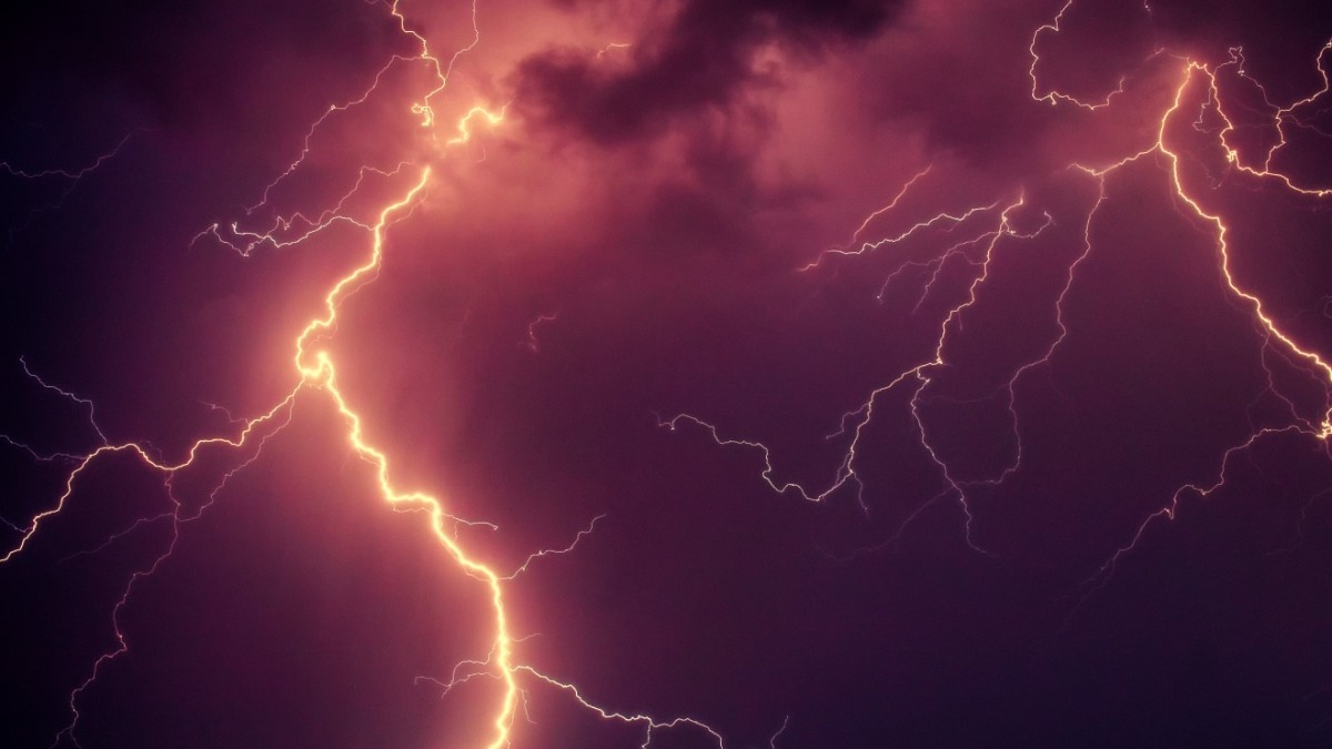Aviso de tormentas eléctricas en Chile